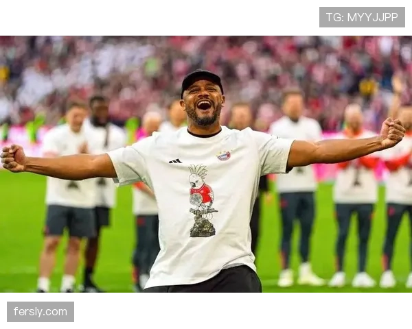 孔帕尼球场上凶猛，私下却有颗极端宠娃的暖心心肝脾肺肾